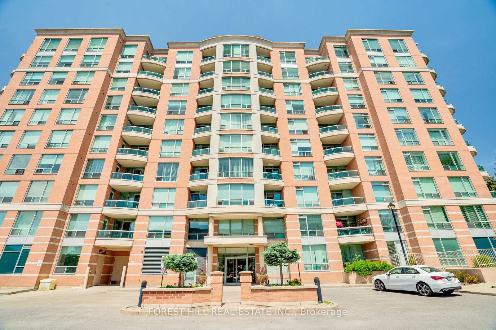 Property Photo:  745 New Westminster Drive 608  ON L4J 8J9 