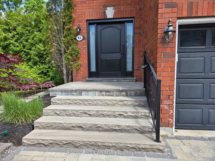 Property Photo: 84 Worthington Avenue ON L4E 3X1