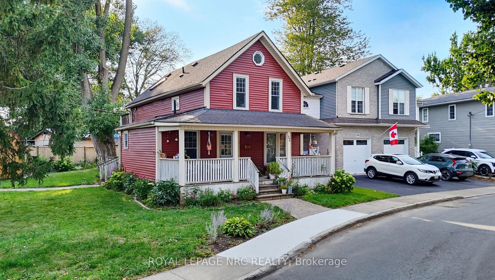 Property Photo:  52 Queens Circle 2  ON L0S 1B0 