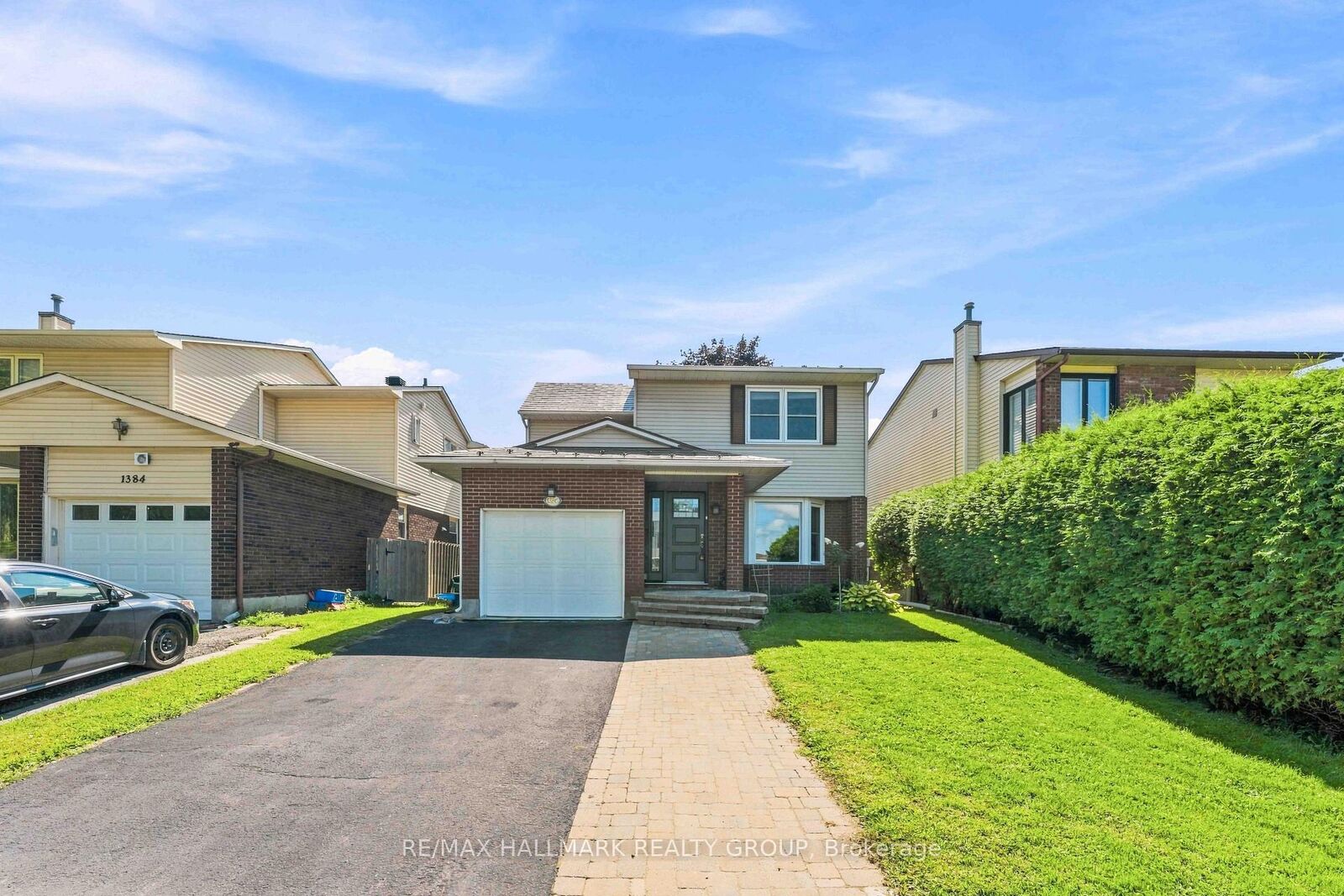Property Photo: 1380 Pebble Road ON K1V 0K2