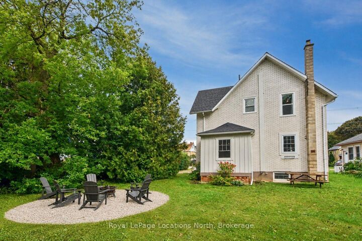 Property Photo:  135 Marshall Street E  ON N4L 1B6 