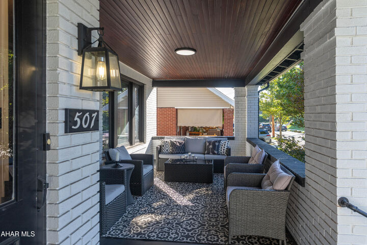 Property Photo:  507 Garber Street  PA 16648 