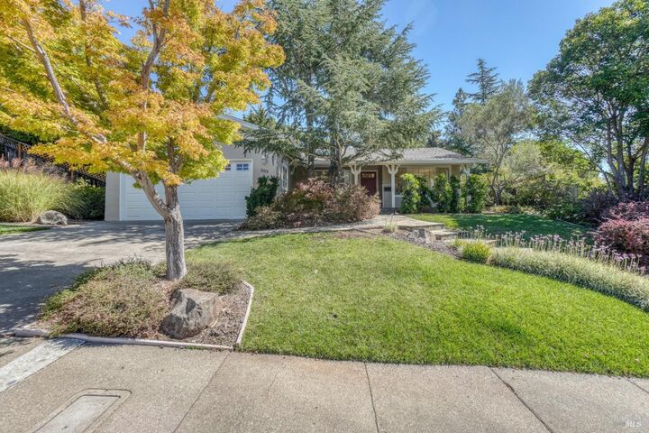 Property Photo:  153 Trellis Drive  CA 94903 