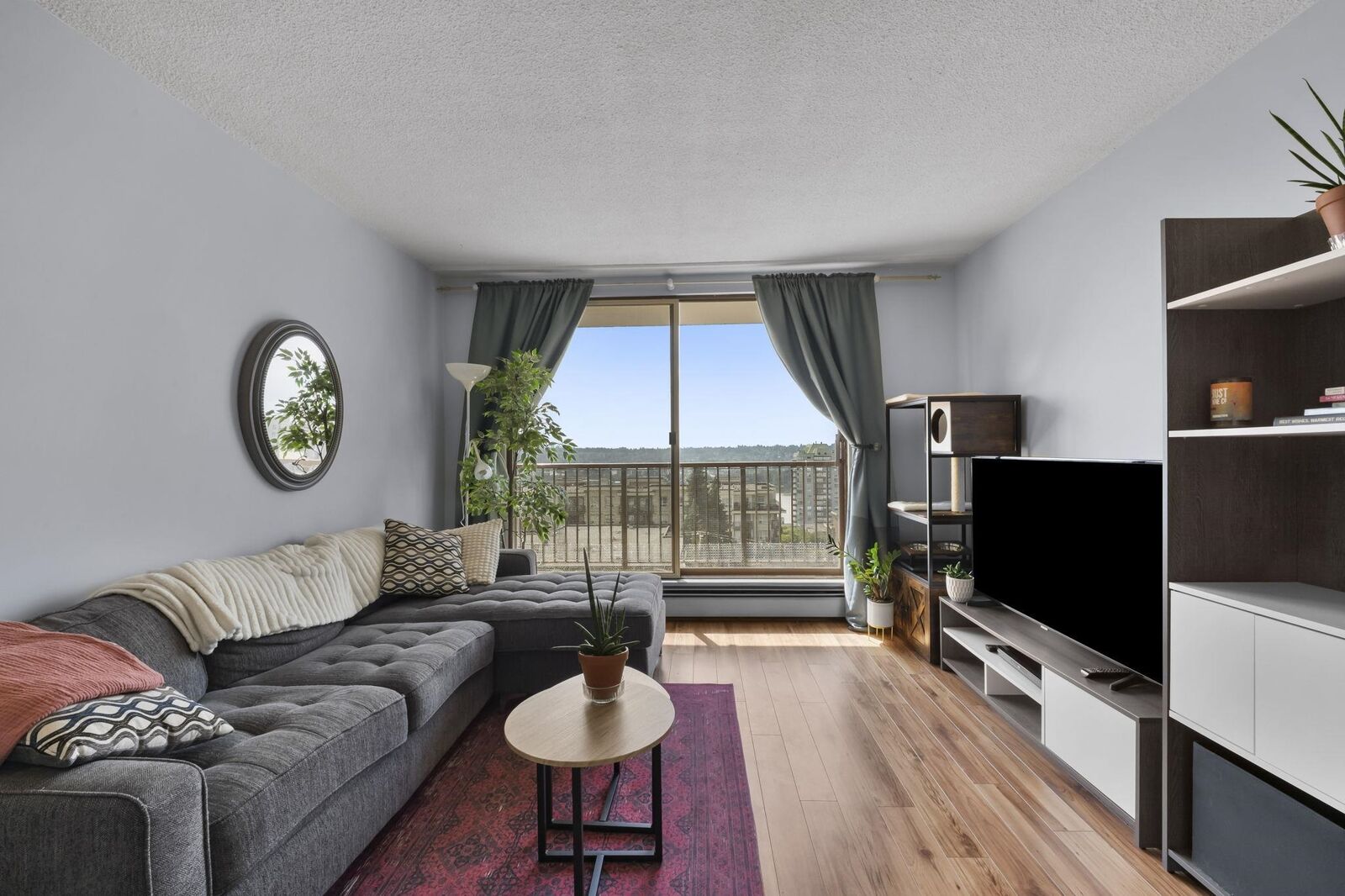 Property Photo:  320 Royal Avenue 508  BC V3L 5C6 