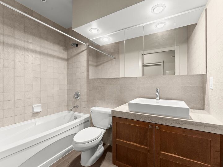 Photo de la propriété: 1333 Georgia Street 1113 BC V6E 4V3