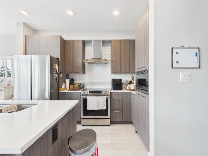 Property Photo: 4690 Hawk Lane 417 BC V4M 0C4