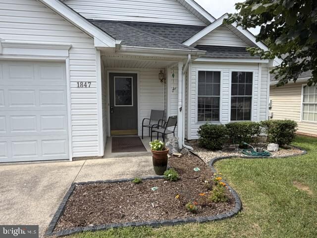 Property Photo: 1847 Melvor Lane VA 22601