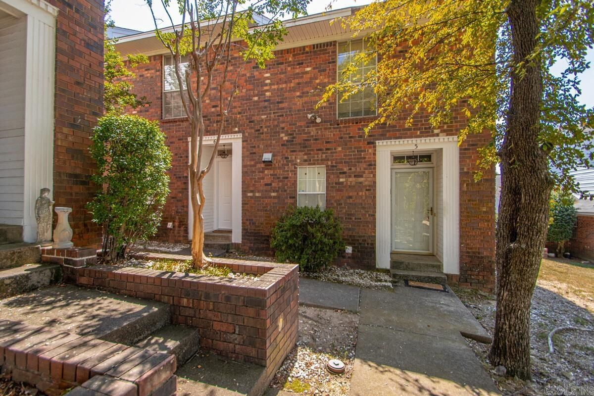 Property Photo:  20 Towne Park #6 Court  AR 72227 