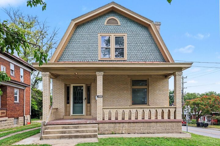 Property Photo: 1000 Overlook Avenue OH 45238