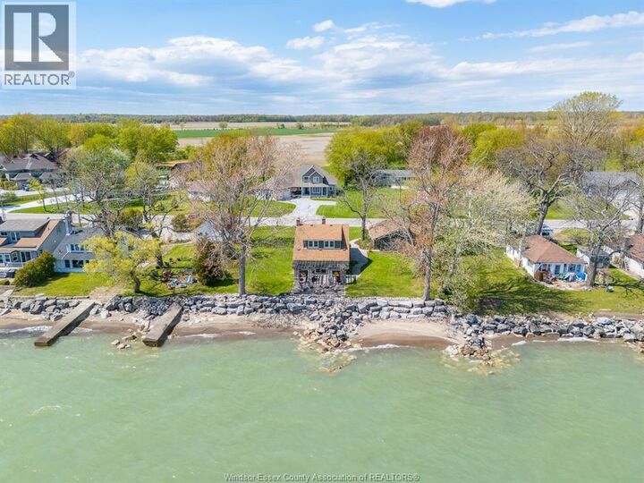 Property Photo: 1465 Heritage Road ON N9Y 2E6
