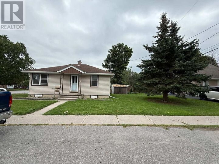 Property Photo:  230 Marilyn Avenue  ON K7R 2L4 