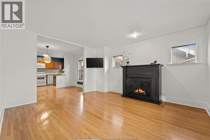 Property Photo:  269 Randolph 2  ON N9B 2T2 