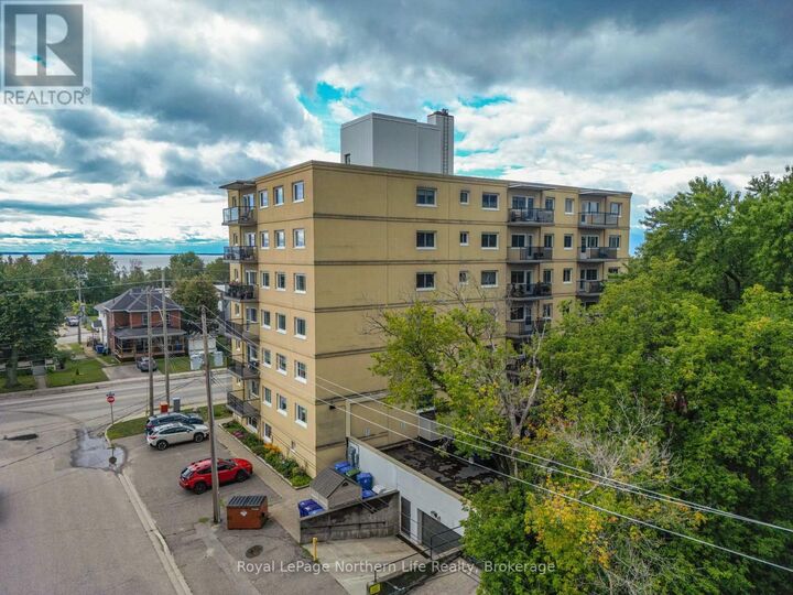 Property Photo: 810 Main Street West 202 ON P1B 2V9