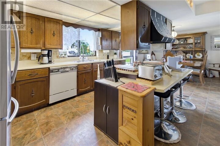 Property Photo:  2389 Desloges Road  ON P3G 1C6 