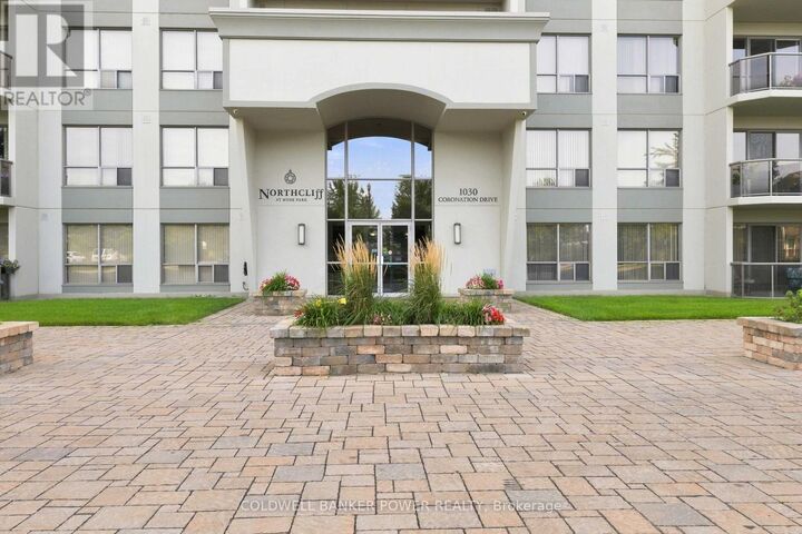 Photo de la propriété:  1030 Coronation Drive 305  ON N6G 0G5 