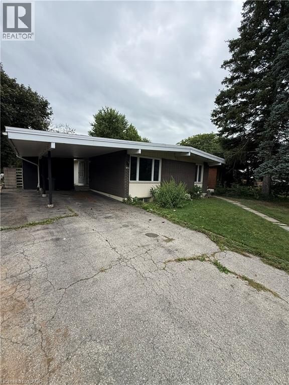 Property Photo:  63 Sanatorium Road  ON L9C 1Y4 