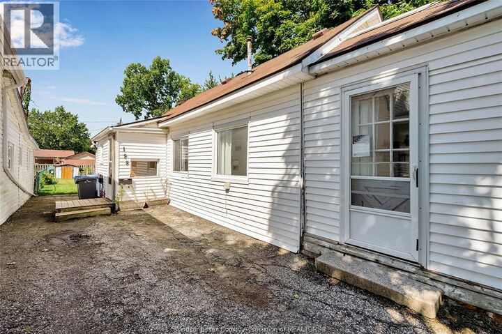 Property Photo:  198 Brock  ON N9V 2G9 