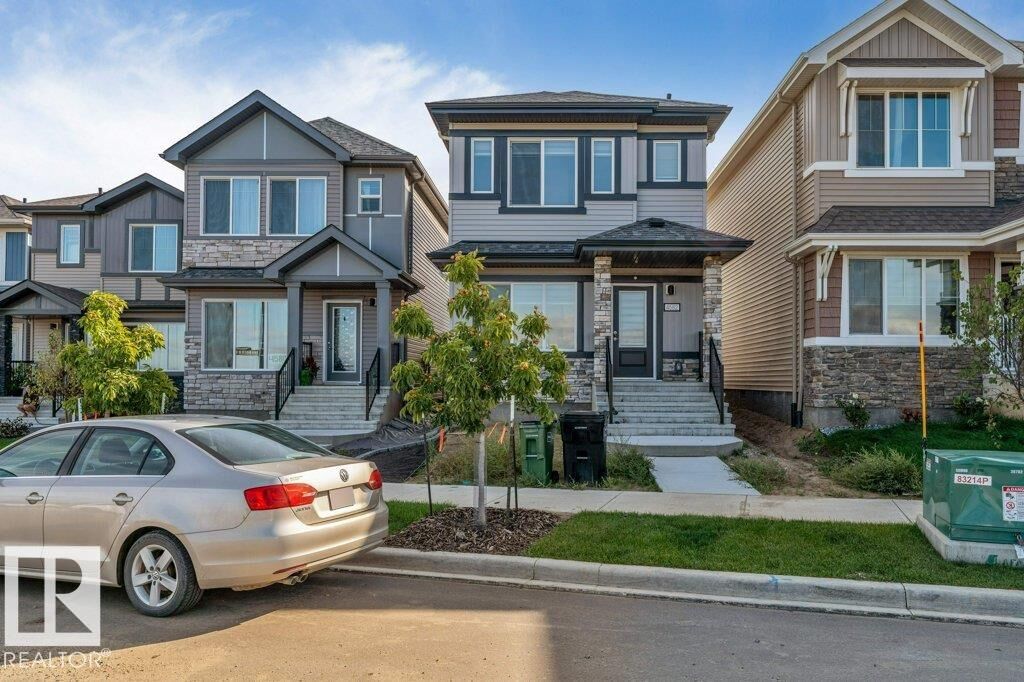 Property Photo:  4582 Warbler Loop NW  AB T3N 1R5 