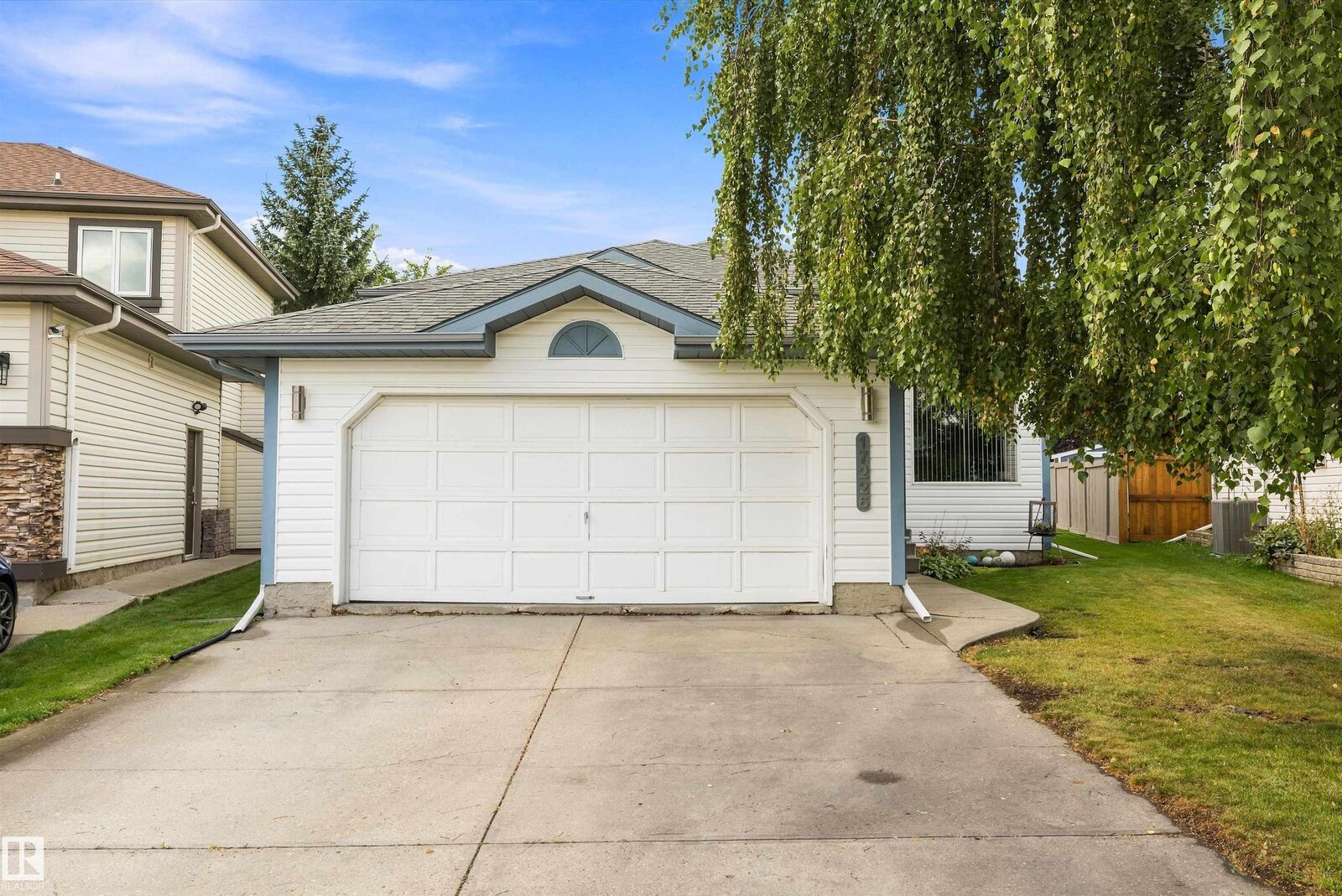 Property Photo:  17226 113A Street NW  AB T5X 5Y4 