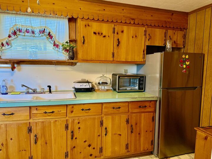 Property Photo:  3138 Davis Rd  VA 23415 