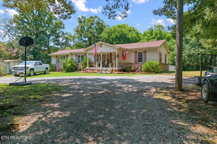 Property Photo:  139 County Road 532  TN 37331 