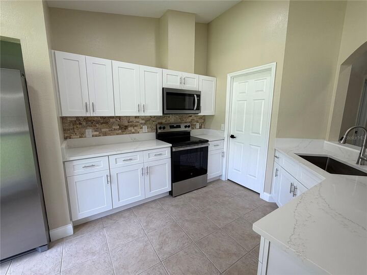 Property Photo: 1260 2nd Street FL 32763