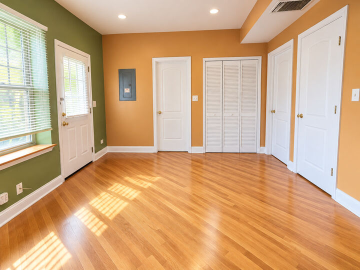 Property Photo:  6257 N Mozart Street 1  IL 60659 