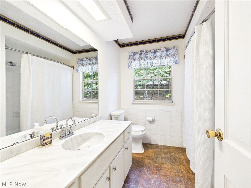 Property Photo:  35 Woodland Park Drive  WV 26104 