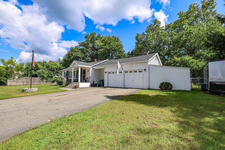 Property Photo: 17 Coaker Avenue NH 03106