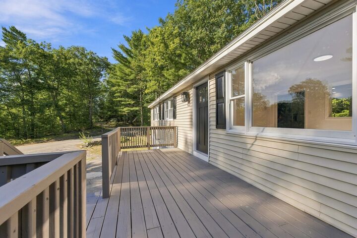 Property Photo: 34 Hollings Drive NH 03303