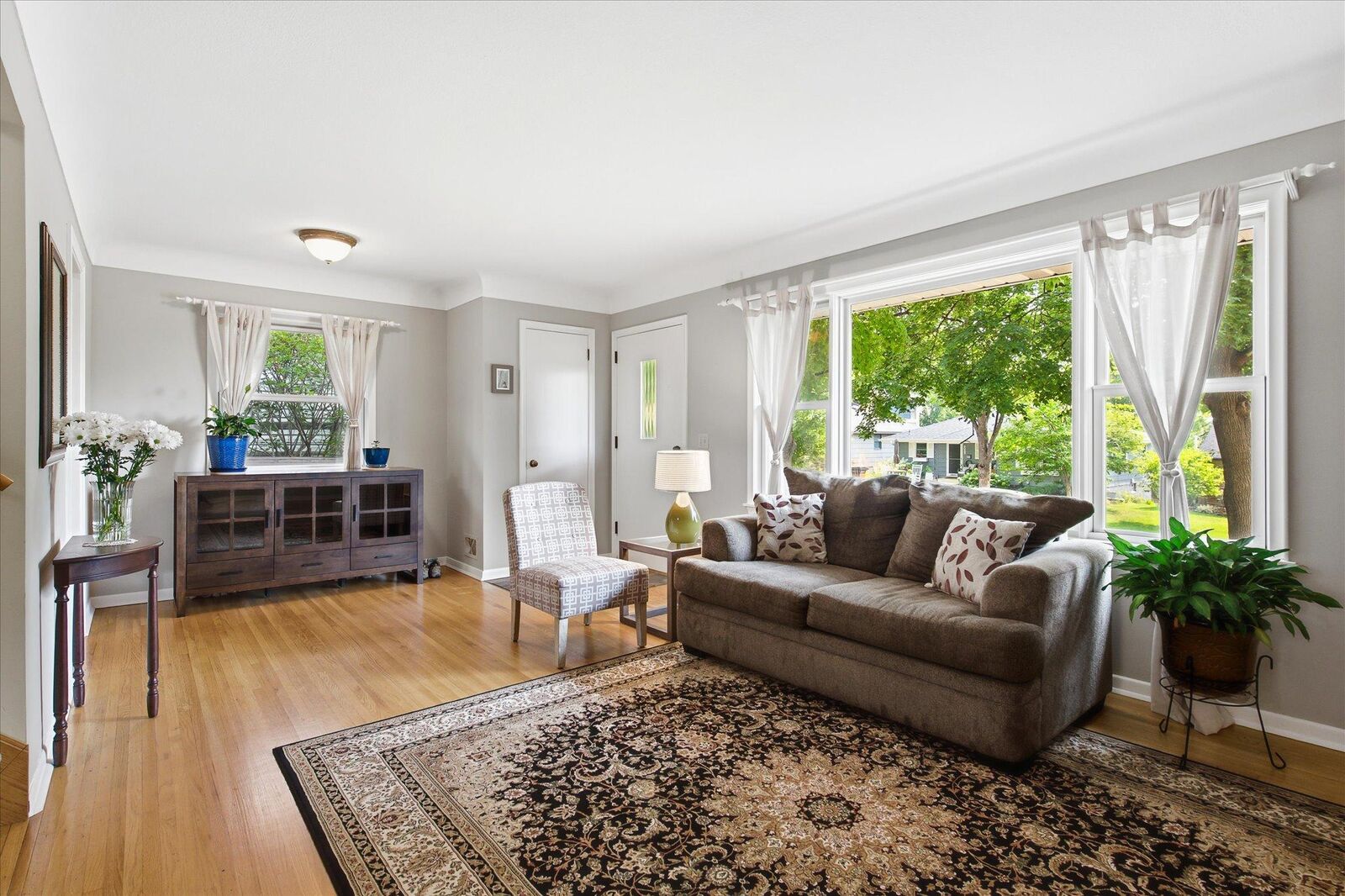 Property Photo: 6026 James Avenue S MN 55419