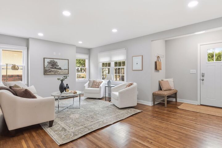 Property Photo: 2129 Hartford Avenue MN 55116