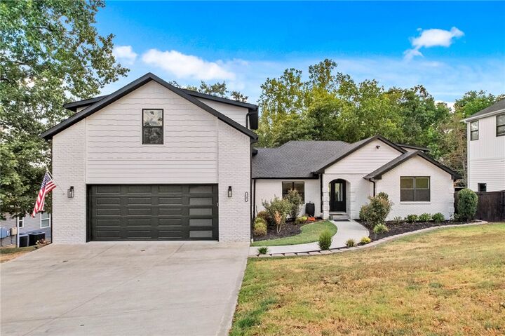 Property Photo:  3105 Cardinal Creek Circle  AR 72712 