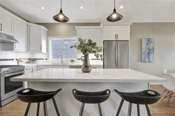Property Photo:  227 Lafayette Street E  ON N0A 1J0 