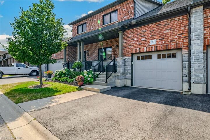 Property Photo:  37 Serviceberry Lane  ON N3Y 0E5 