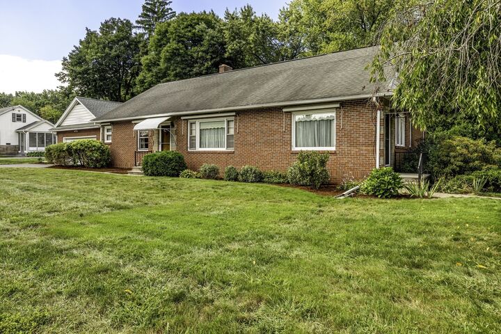 Property Photo:  538 Newton Street  MA 01075 