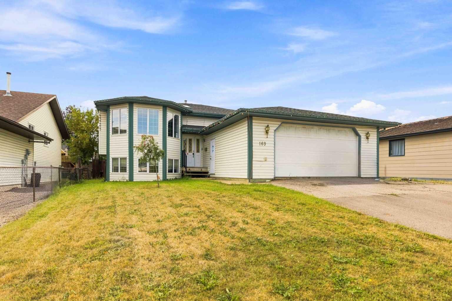 Property Photo:  169 McConachie Crescent  AB T9K 1K8 