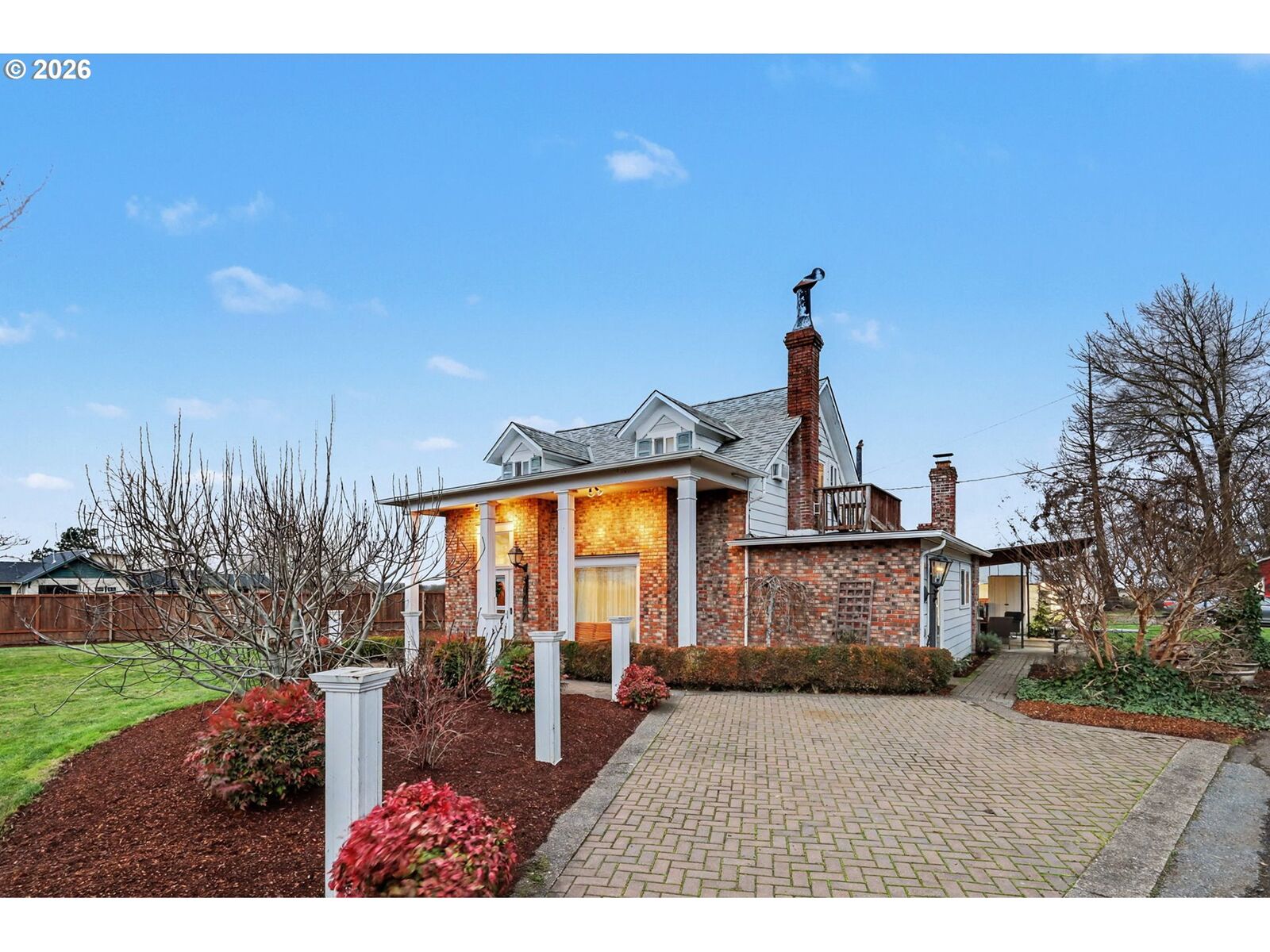Property Photo:  30577 Diamond Hill Dr  OR 97446 