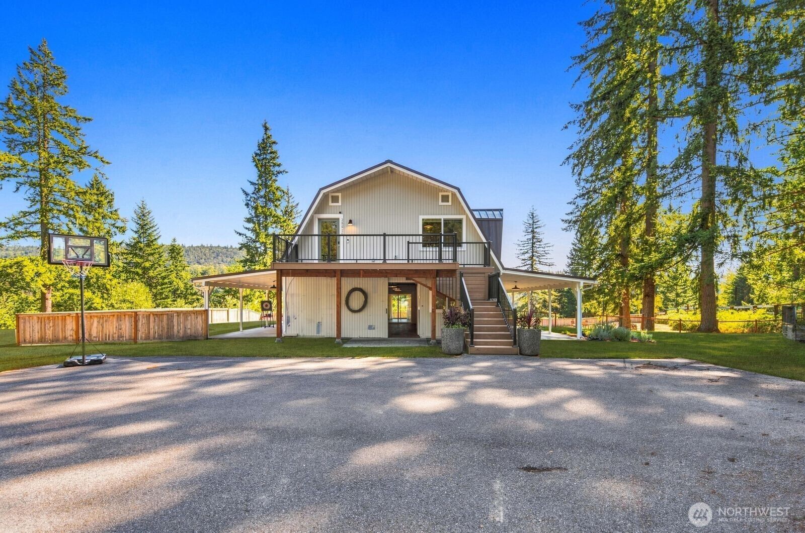 Property Photo: 25515 SE Issaquah-Fall City Road WA 98029