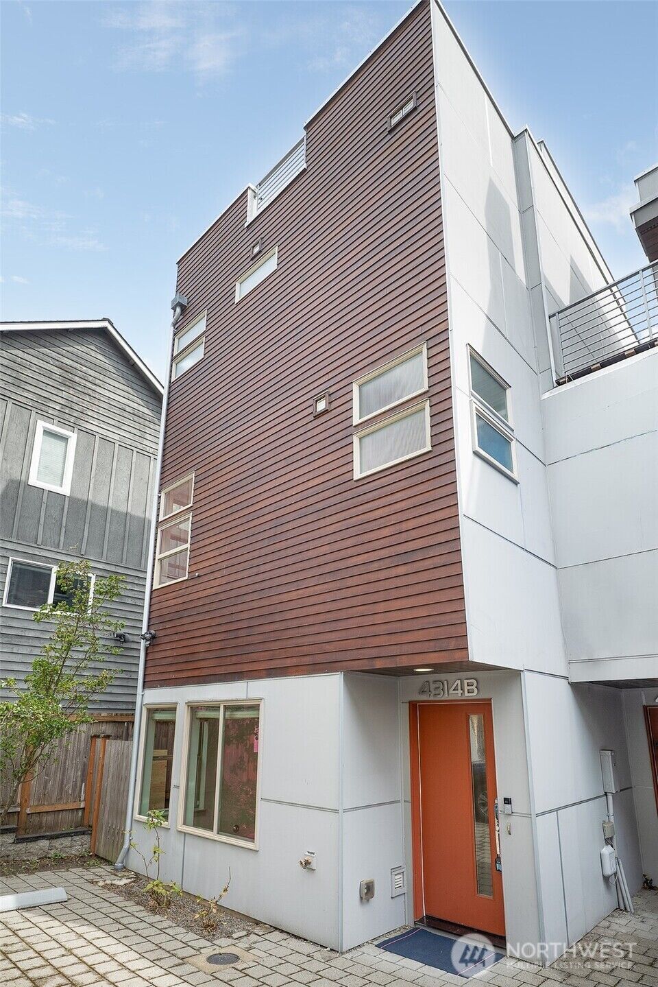 Property Photo:  4314  Whitman Avenue N B  WA 98103 