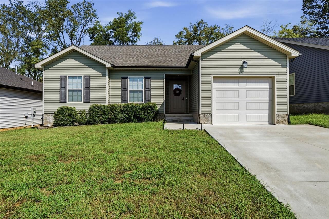 Property Photo: 664 Cherry Blossom Road KY 42103