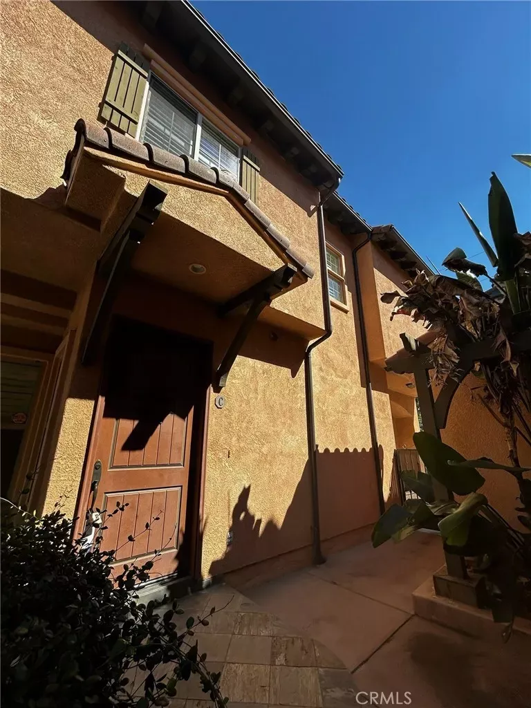 Property Photo: 156 El Dorado St #C CA 91006