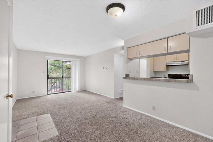 Property Photo: 941 Calle Mejia 321 NM 87501