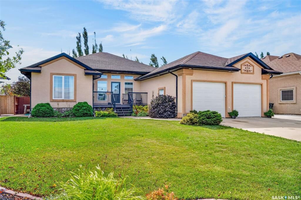 Property Photo:  498 14th Avenue  SK S0K 2A0 