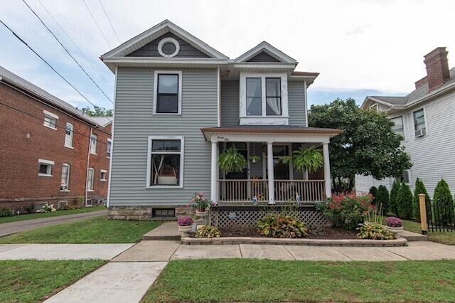 Property Photo:  24 7th St  OH 45601 