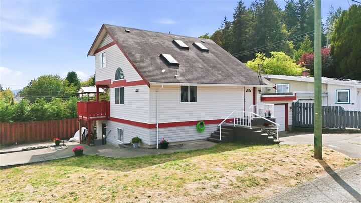 Property Photo:  9815 Cedar St  BC V0R 1K0 