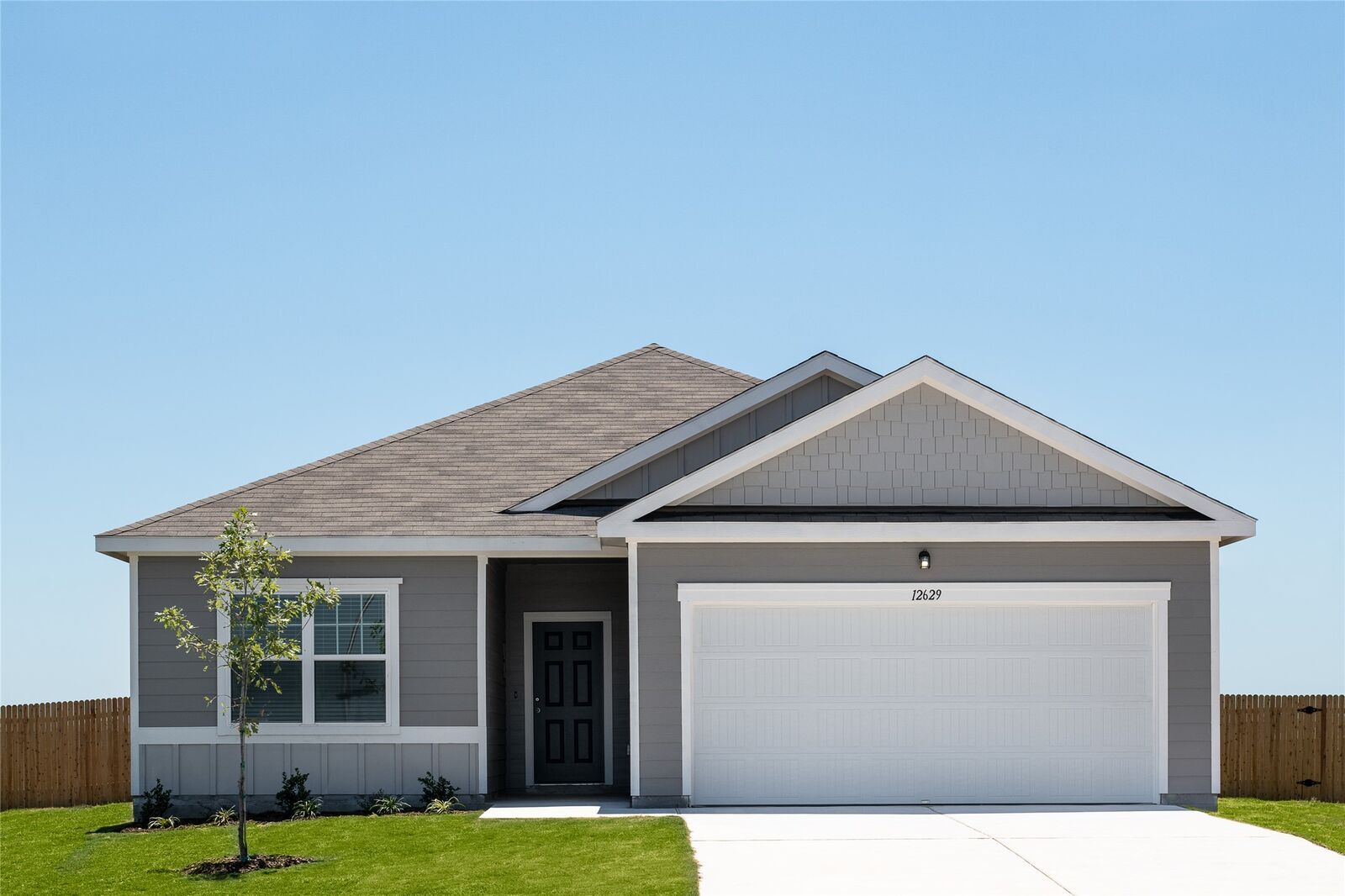 Property Photo:  105 Clovis Cove  TX 78666 