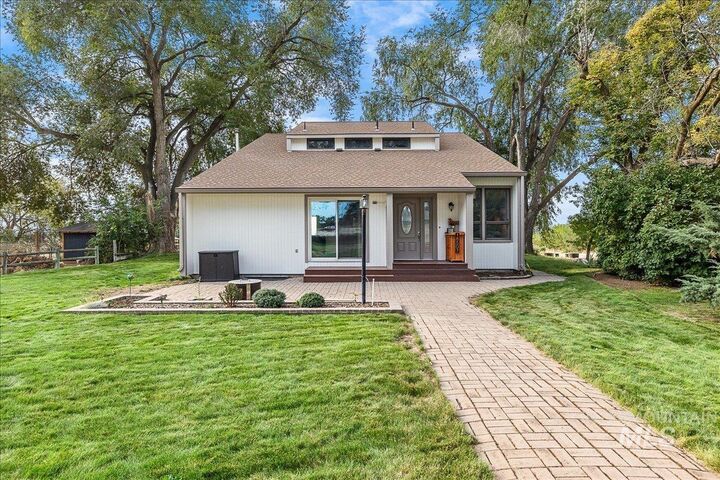 Property Photo: 18507 Goodson Road ID 83607