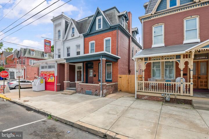 Property Photo:  142 Oley Street  PA 19601 
