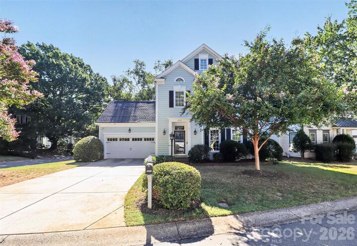 Property Photo:  3301 Dairy Farm Lane  NC 28209 